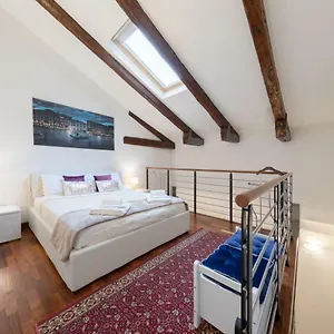 Ca' Del Pozzo Loft Apartment