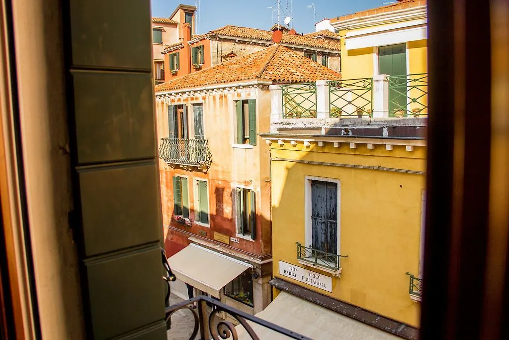Ca' Del Barba Frutariol Apartment Venice Italy